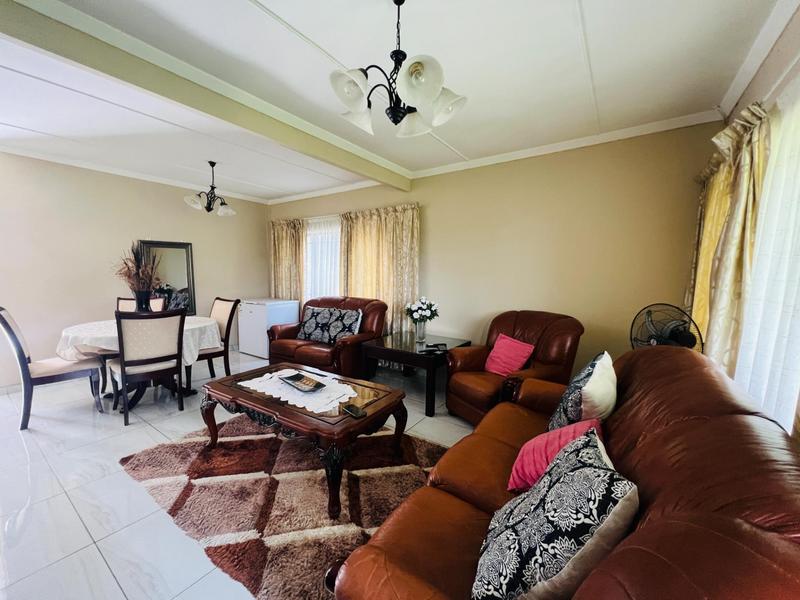 4 Bedroom Property for Sale in Glenmore KwaZulu-Natal