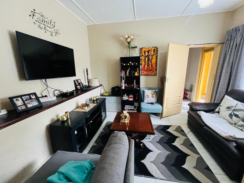 4 Bedroom Property for Sale in Glenmore KwaZulu-Natal