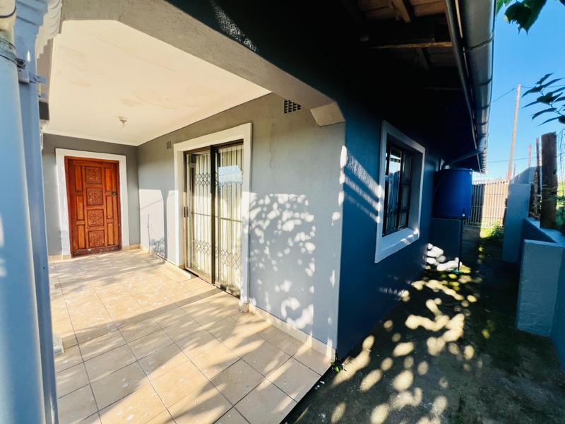 3 Bedroom Property for Sale in Ntuzuma KwaZulu-Natal