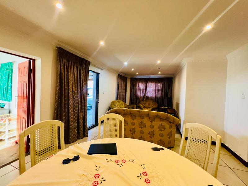 3 Bedroom Property for Sale in Ntuzuma KwaZulu-Natal