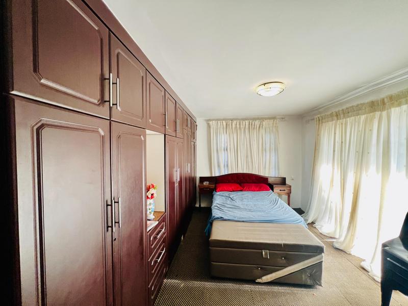 3 Bedroom Property for Sale in Ntuzuma KwaZulu-Natal