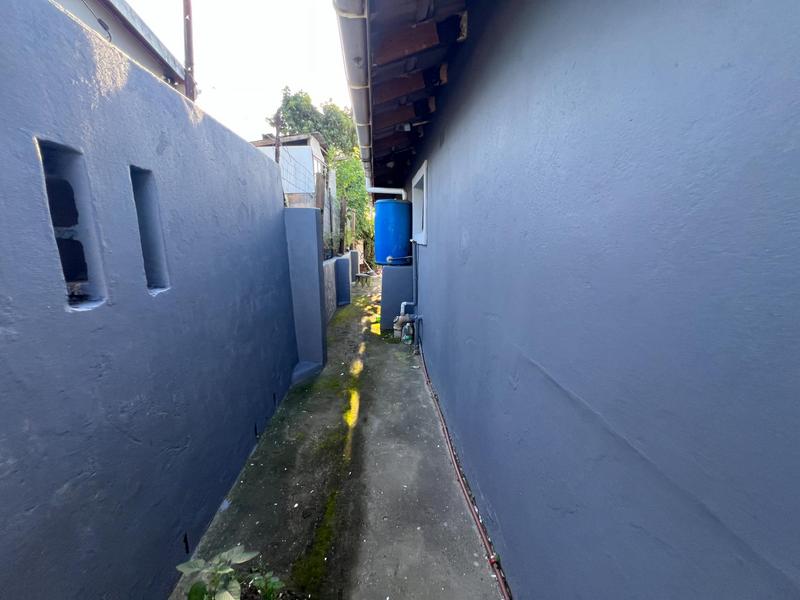 3 Bedroom Property for Sale in Ntuzuma KwaZulu-Natal