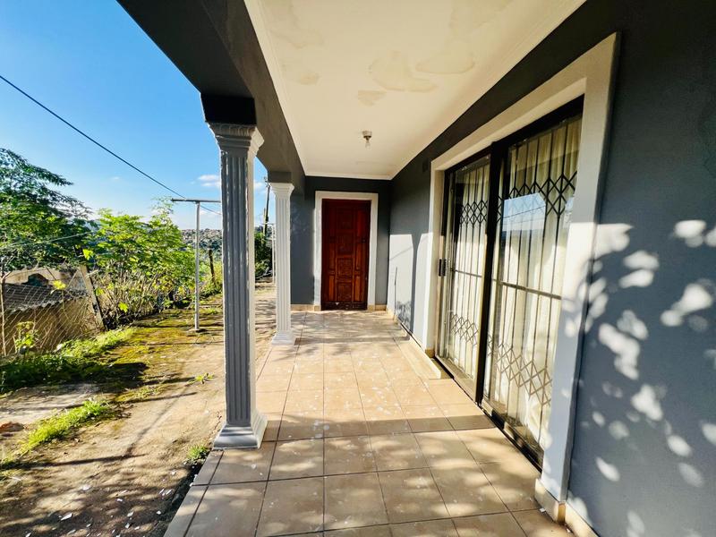 3 Bedroom Property for Sale in Ntuzuma KwaZulu-Natal