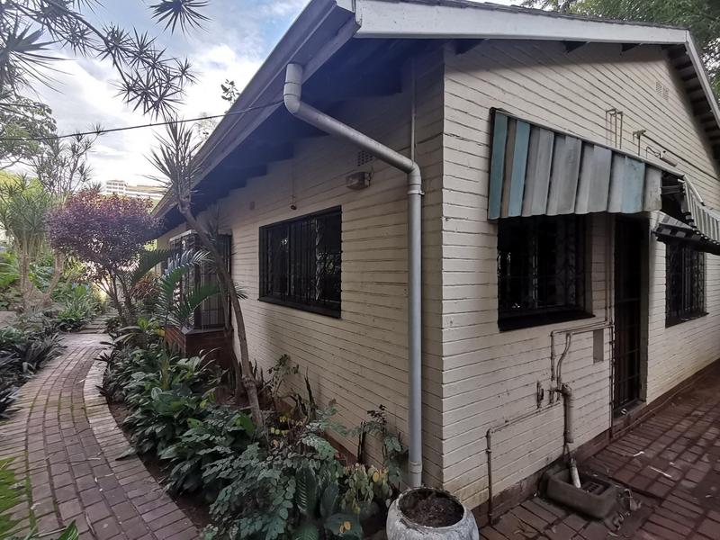 To Let 4 Bedroom Property for Rent in Westridge KwaZulu-Natal