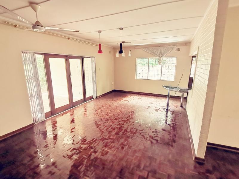 To Let 4 Bedroom Property for Rent in Westridge KwaZulu-Natal