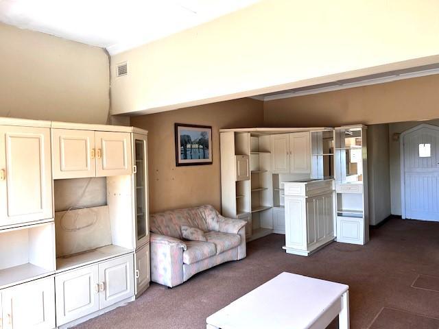 5 Bedroom Property for Sale in Glenwood KwaZulu-Natal
