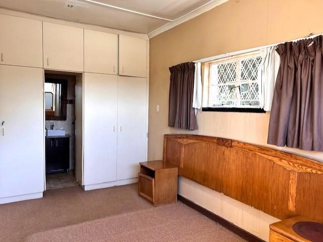 5 Bedroom Property for Sale in Glenwood KwaZulu-Natal