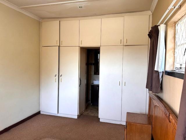 5 Bedroom Property for Sale in Glenwood KwaZulu-Natal