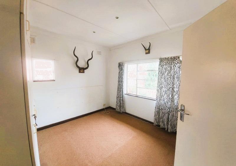 5 Bedroom Property for Sale in Glenwood KwaZulu-Natal