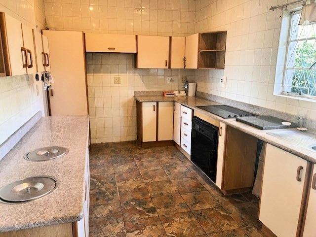 5 Bedroom Property for Sale in Glenwood KwaZulu-Natal