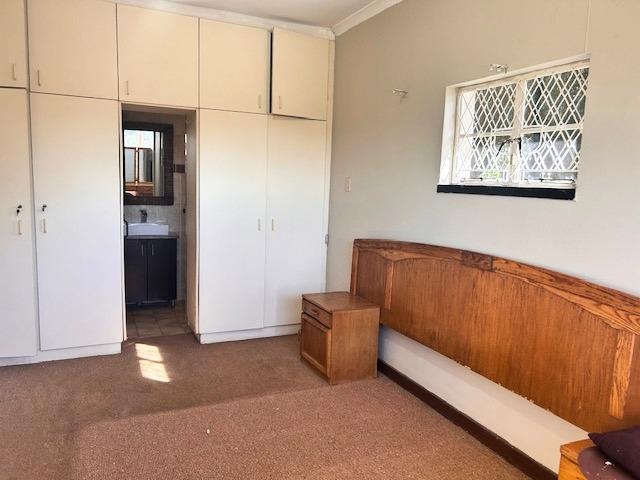 5 Bedroom Property for Sale in Glenwood KwaZulu-Natal