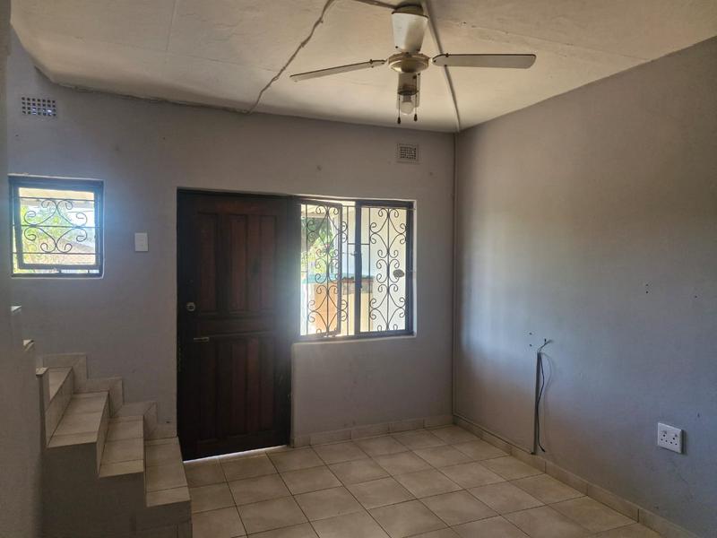To Let 2 Bedroom Property for Rent in Croftdene KwaZulu-Natal
