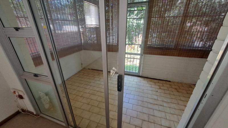 To Let 3 Bedroom Property for Rent in Essenwood KwaZulu-Natal