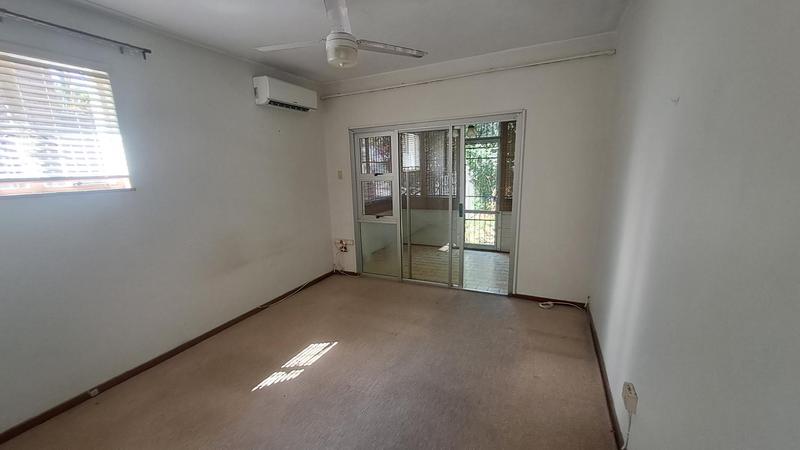 To Let 3 Bedroom Property for Rent in Essenwood KwaZulu-Natal