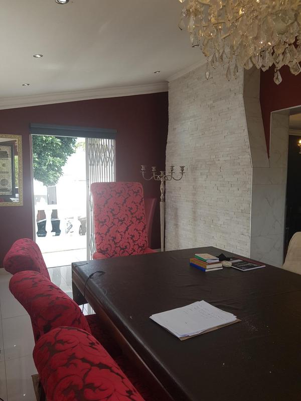 4 Bedroom Property for Sale in Durban North KwaZulu-Natal