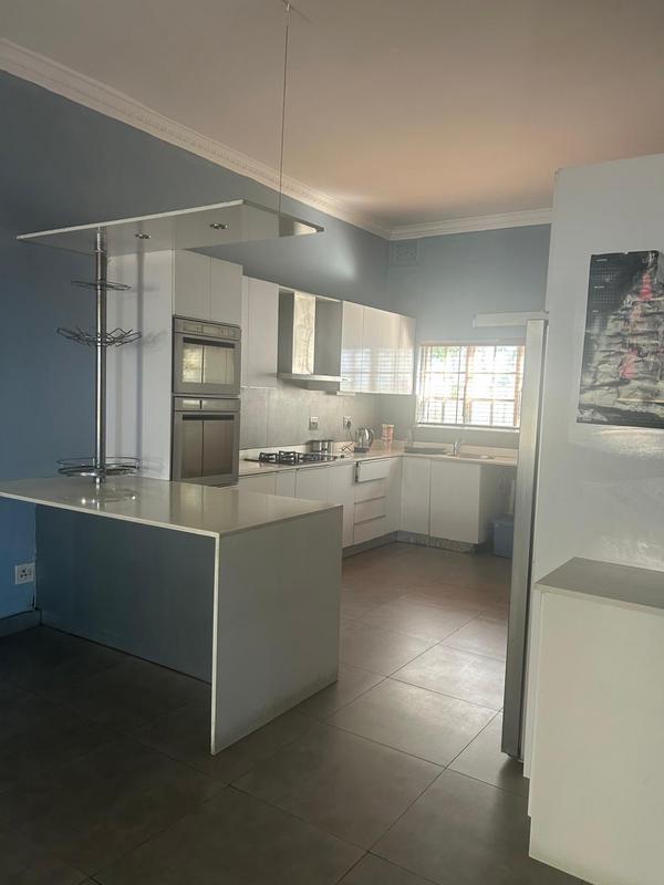 3 Bedroom Property for Sale in Glenwood KwaZulu-Natal