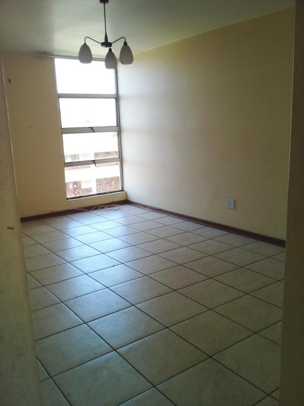 To Let 1 Bedroom Property for Rent in Empangeni Central KwaZulu-Natal