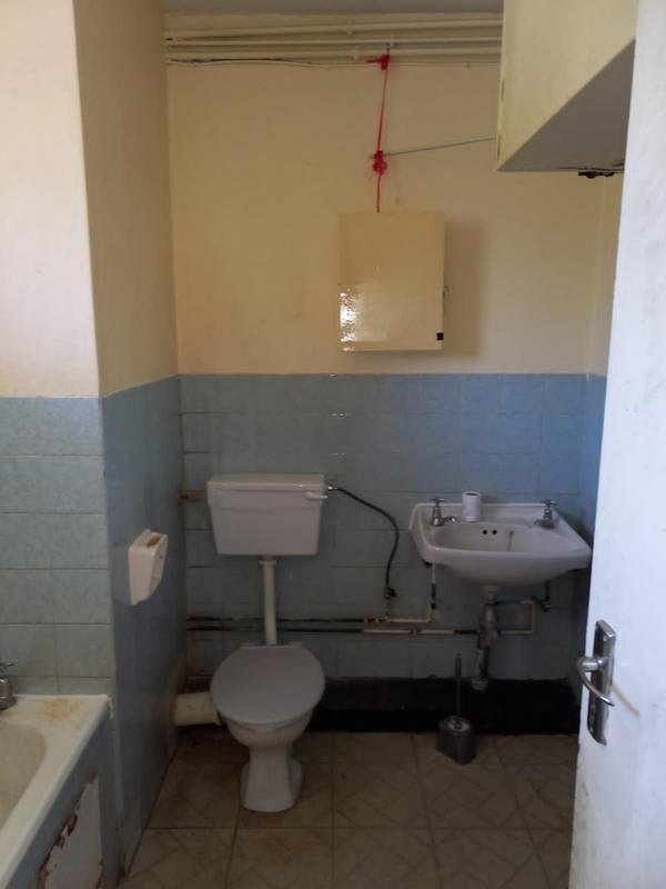 To Let 1 Bedroom Property for Rent in Empangeni Central KwaZulu-Natal