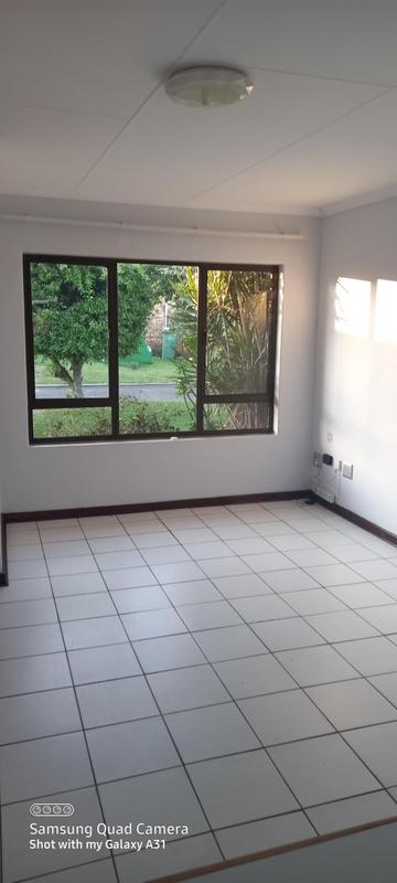 To Let 2 Bedroom Property for Rent in Birdswood KwaZulu-Natal