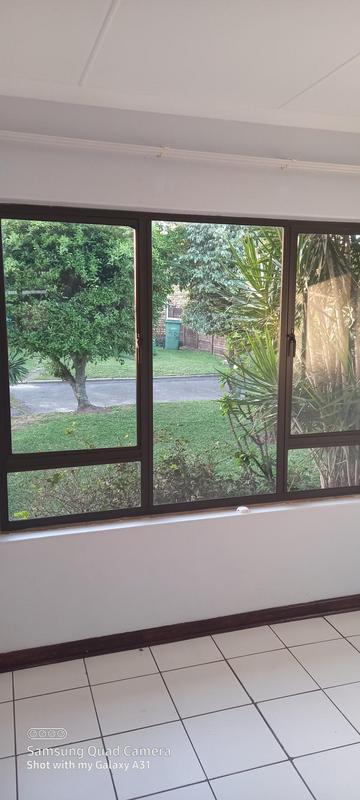 To Let 2 Bedroom Property for Rent in Birdswood KwaZulu-Natal