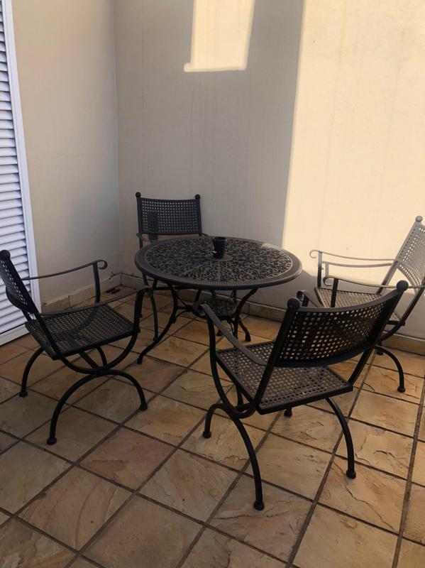 To Let 2 Bedroom Property for Rent in Umhlanga Ridge KwaZulu-Natal