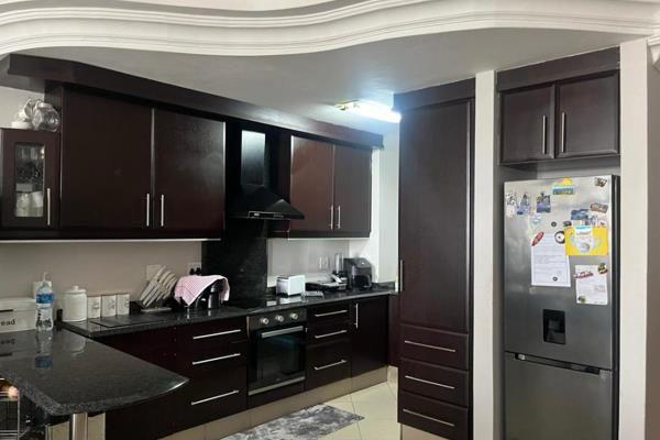 To Let 3 Bedroom Property for Rent in Umhlanga Ridge KwaZulu-Natal