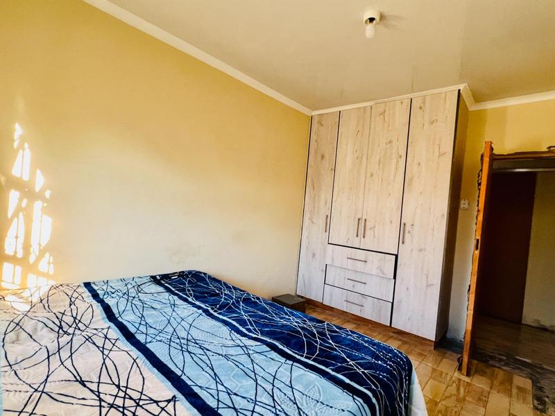 4 Bedroom Property for Sale in Umlazi KwaZulu-Natal