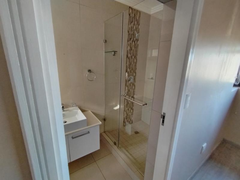 3 Bedroom Property for Sale in Izinga KwaZulu-Natal