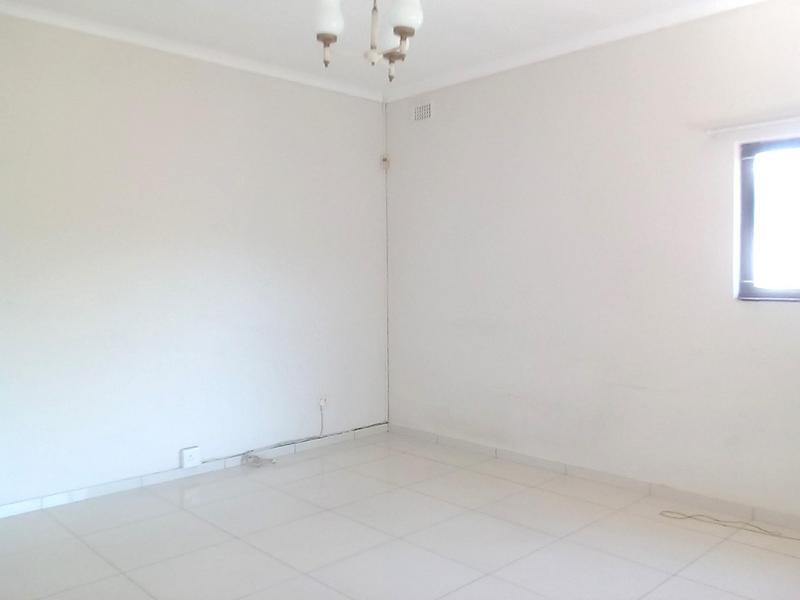 To Let 1 Bedroom Property for Rent in Pinetown KwaZulu-Natal