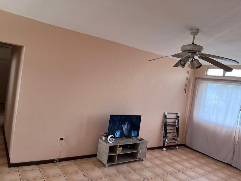 To Let 2 Bedroom Property for Rent in Amanzimtoti KwaZulu-Natal