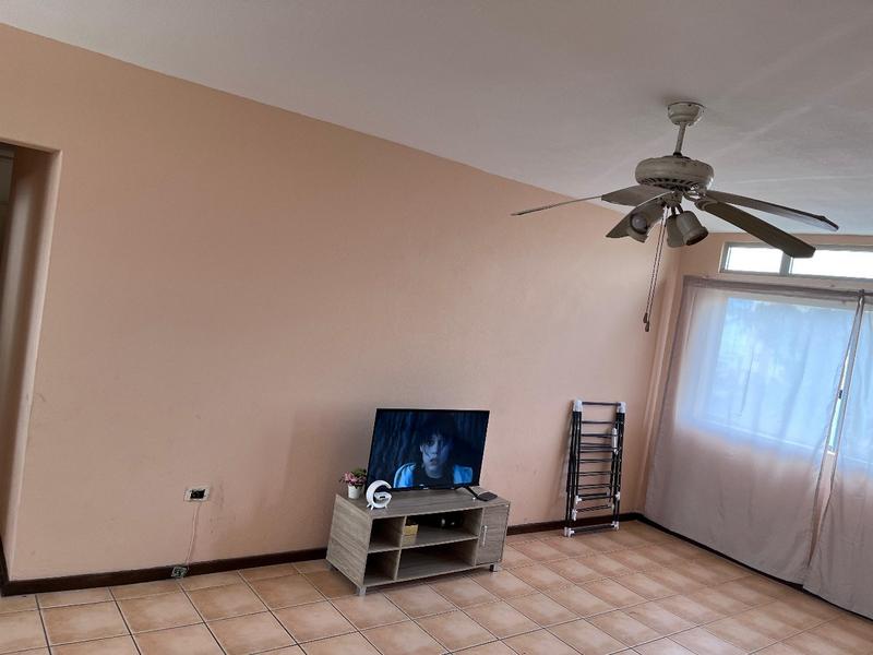 To Let 2 Bedroom Property for Rent in Amanzimtoti KwaZulu-Natal