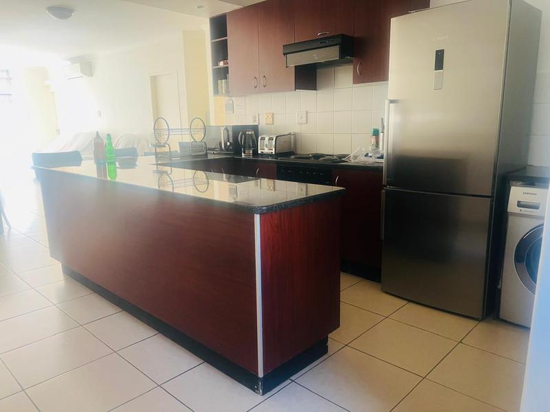 To Let 3 Bedroom Property for Rent in Umhlanga Rocks KwaZulu-Natal