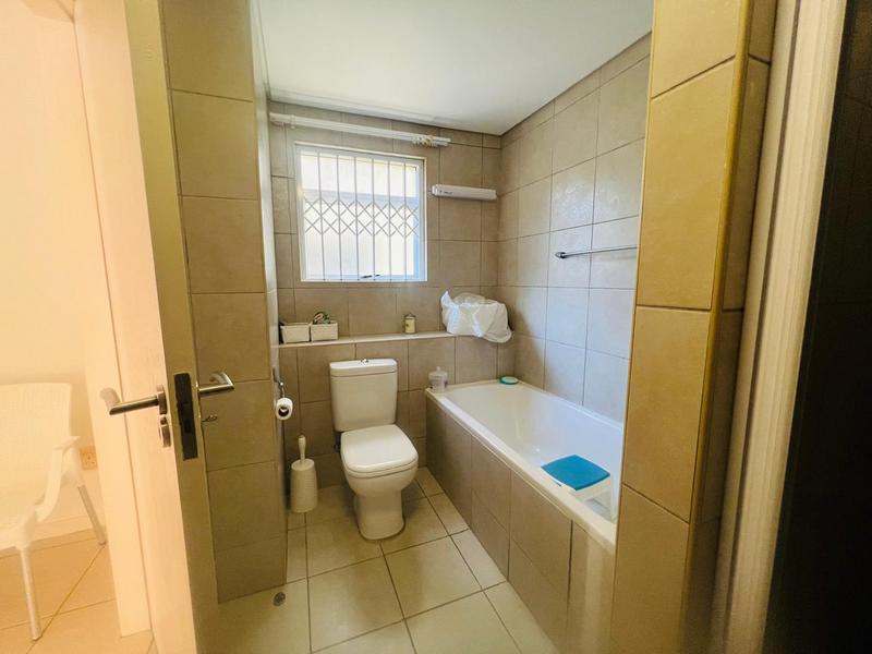 To Let 3 Bedroom Property for Rent in Umhlanga Rocks KwaZulu-Natal