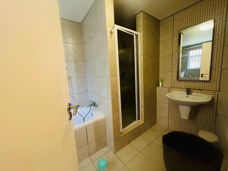 To Let 3 Bedroom Property for Rent in Umhlanga Rocks KwaZulu-Natal