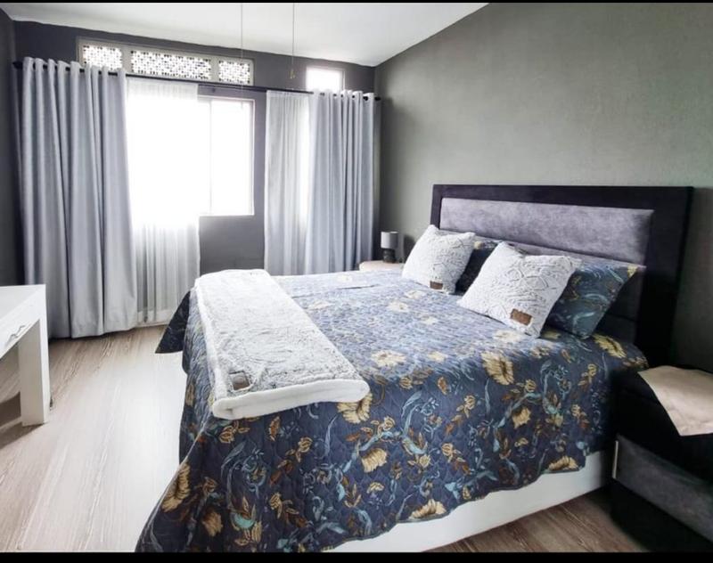2 Bedroom Property for Sale in Amanzimtoti KwaZulu-Natal