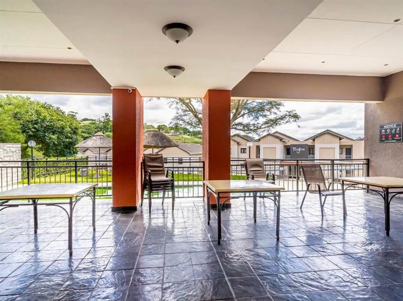 2 Bedroom Property for Sale in Sherwood KwaZulu-Natal
