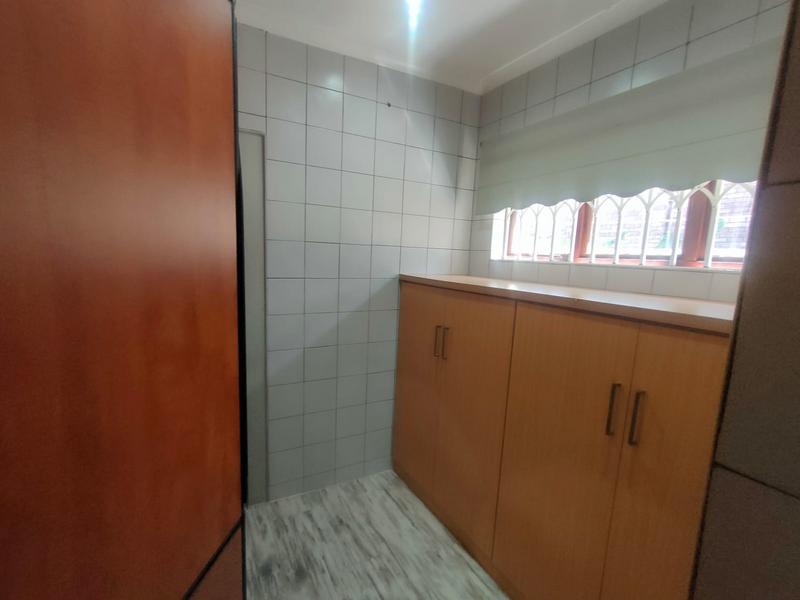 5 Bedroom Property for Sale in Shallcross KwaZulu-Natal
