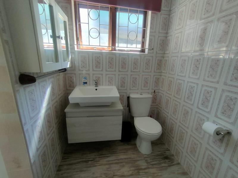 5 Bedroom Property for Sale in Shallcross KwaZulu-Natal