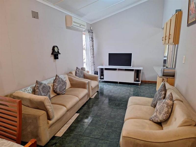 4 Bedroom Property for Sale in Newlands West KwaZulu-Natal
