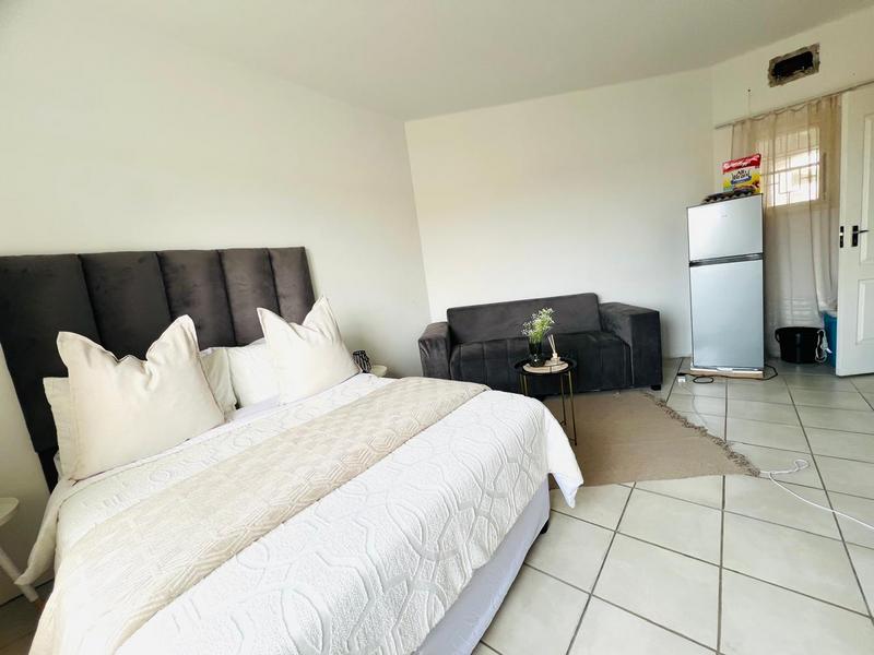 1 Bedroom Property for Sale in Umbilo KwaZulu-Natal
