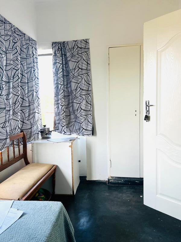 1 Bedroom Property for Sale in Umbilo KwaZulu-Natal