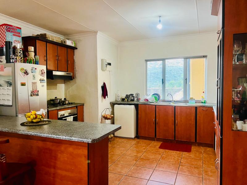4 Bedroom Property for Sale in Reservoir Hills KwaZulu-Natal