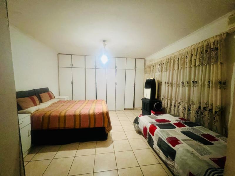 4 Bedroom Property for Sale in Reservoir Hills KwaZulu-Natal