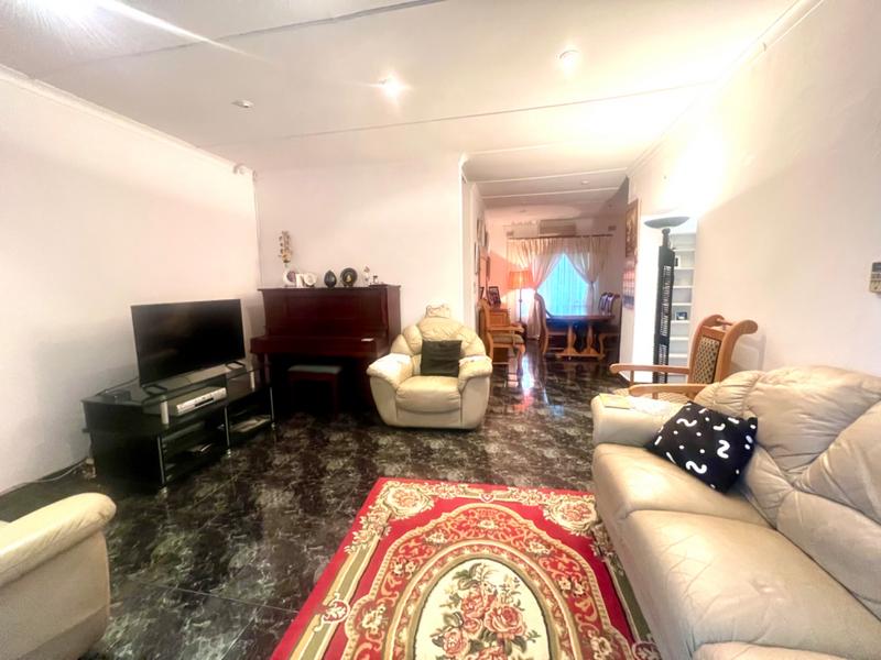 4 Bedroom Property for Sale in Reservoir Hills KwaZulu-Natal