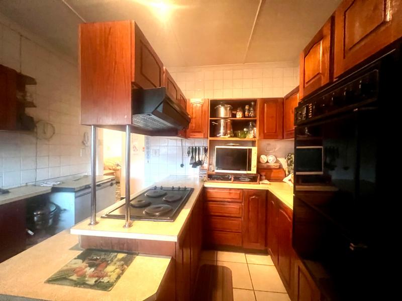 4 Bedroom Property for Sale in Reservoir Hills KwaZulu-Natal
