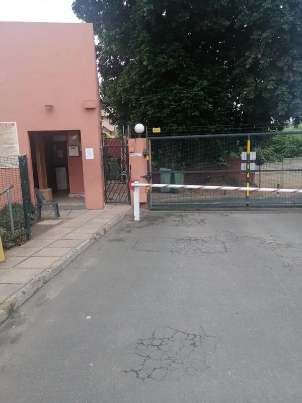 To Let 2 Bedroom Property for Rent in Overport KwaZulu-Natal