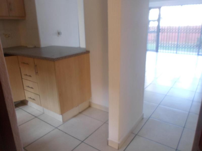 To Let 2 Bedroom Property for Rent in Overport KwaZulu-Natal