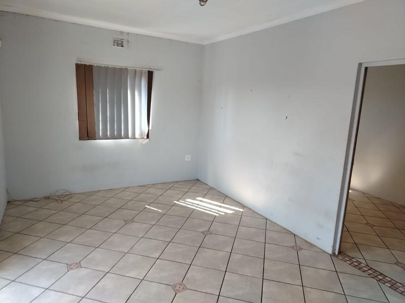 2 Bedroom Property for Sale in Avoca KwaZulu-Natal