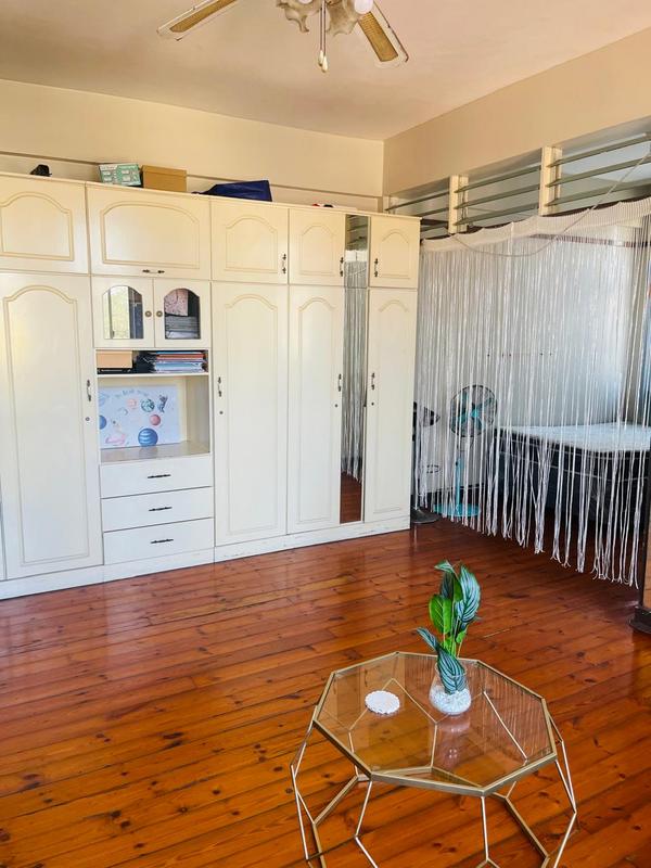 1 Bedroom Property for Sale in North Beach KwaZulu-Natal
