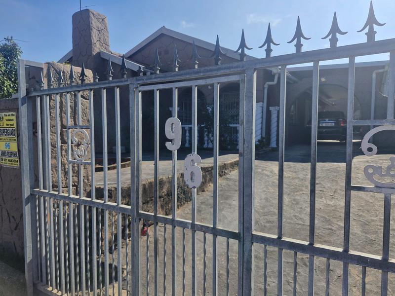 To Let 3 Bedroom Property for Rent in Arena Park KwaZulu-Natal